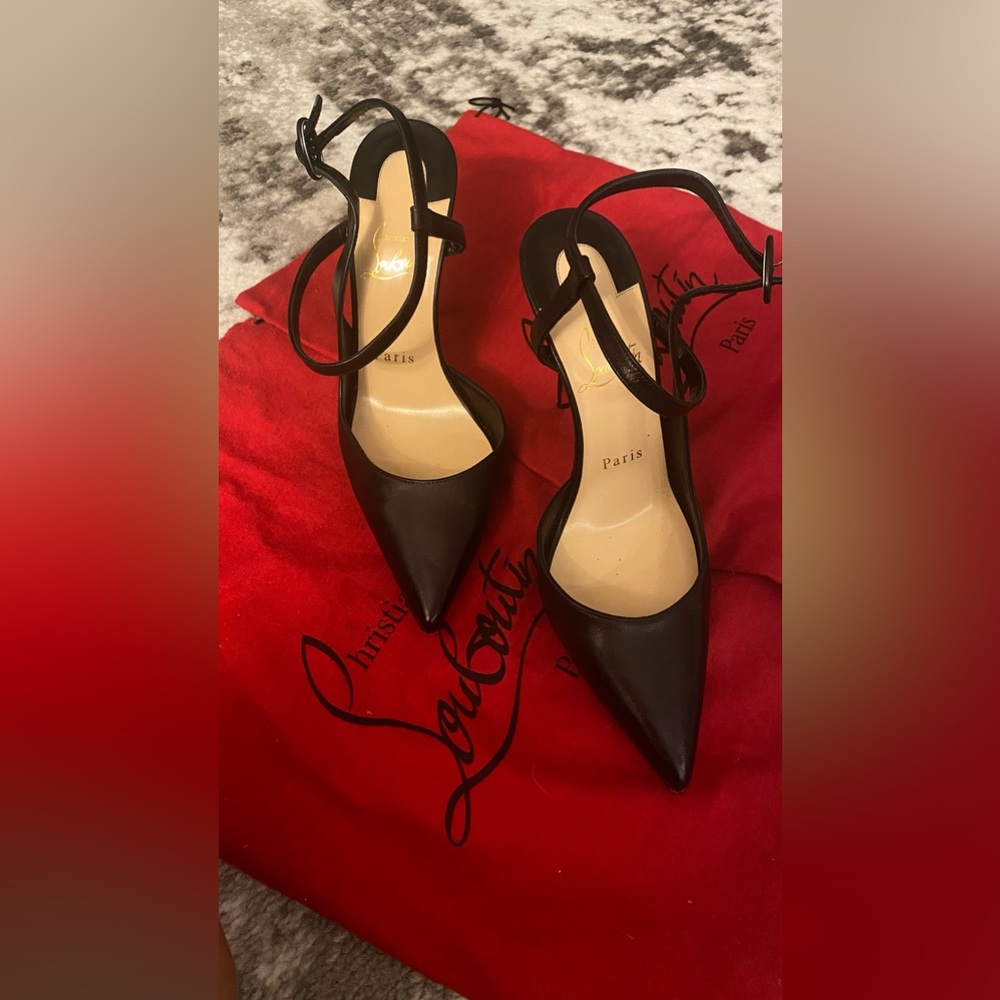 Christian Louboutin Jenlove Leather Pumps 100 Size 37